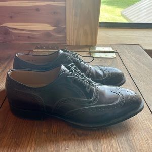Johnston and Murphy lace up dress shoes